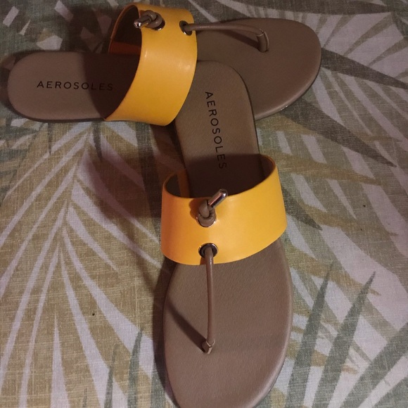 Sandals - Picture 3 of 3